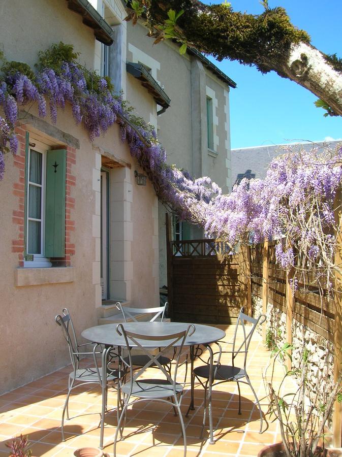 Hôtel Le Petit Jardin Yoyo à Monts Extérieur photo